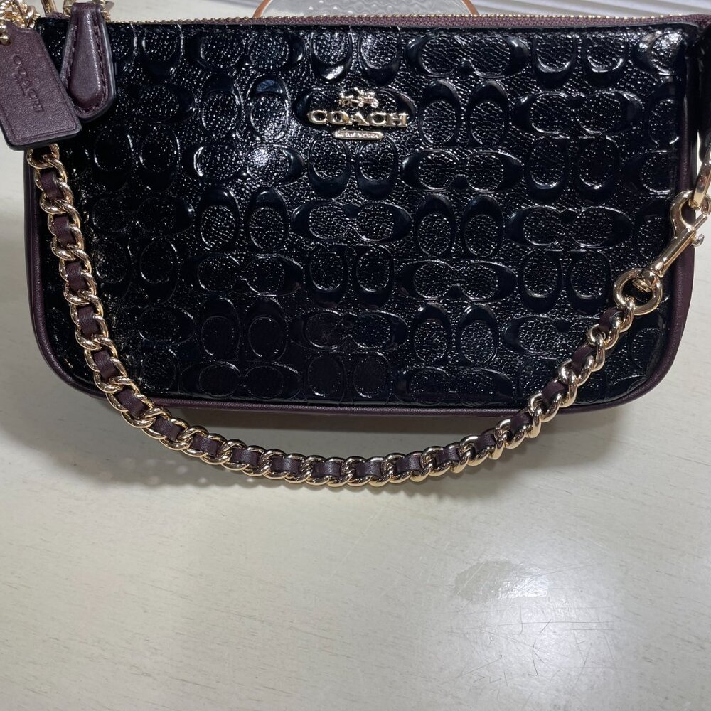 Coach Wristlet F11940 Signature Black Patent Leather Oxblood